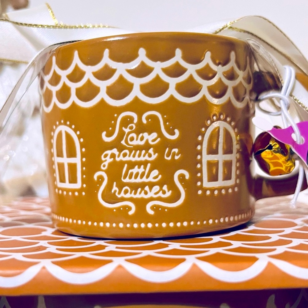 🤎Gingerbread House Mug Set - Picture 3 of 6